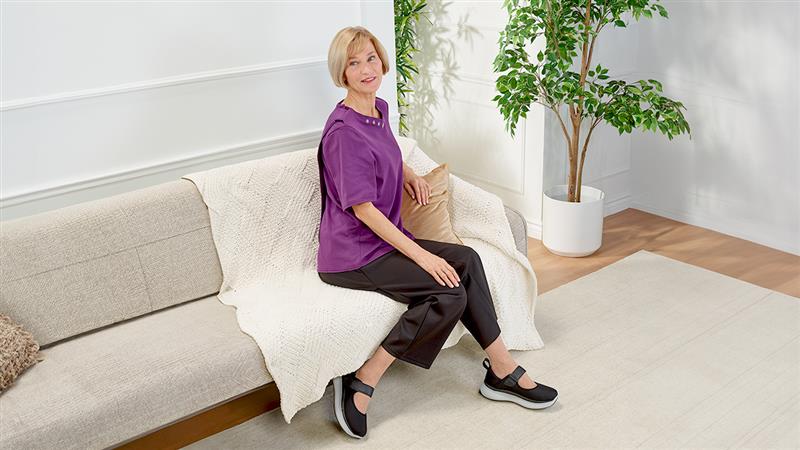 How to Pick Cute & Casual Styles for Older Women | Silverts How to Pick Cute & Casual Styles for Older Women | Silverts