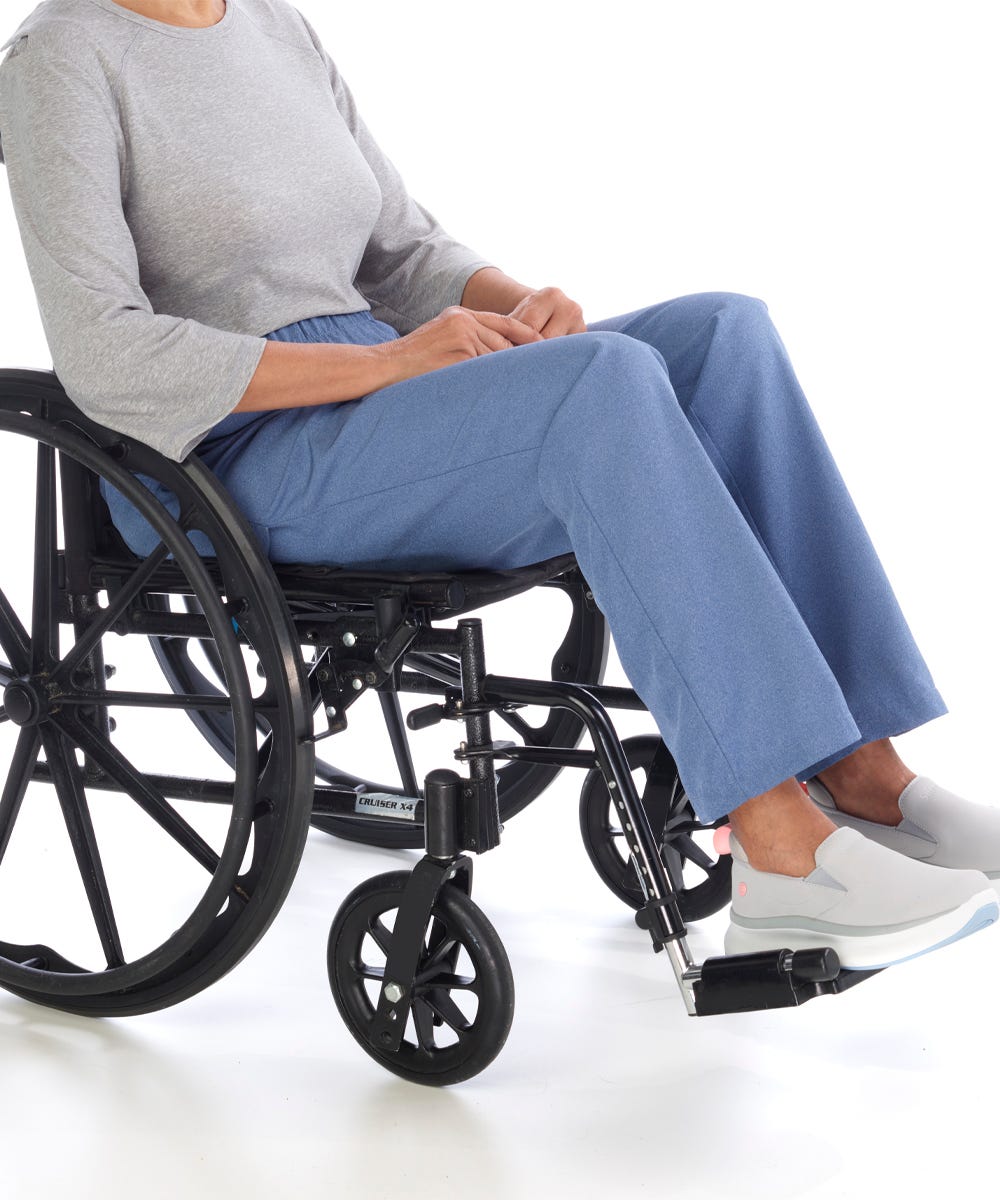 Women's Petite Open Back Gabardine Pant