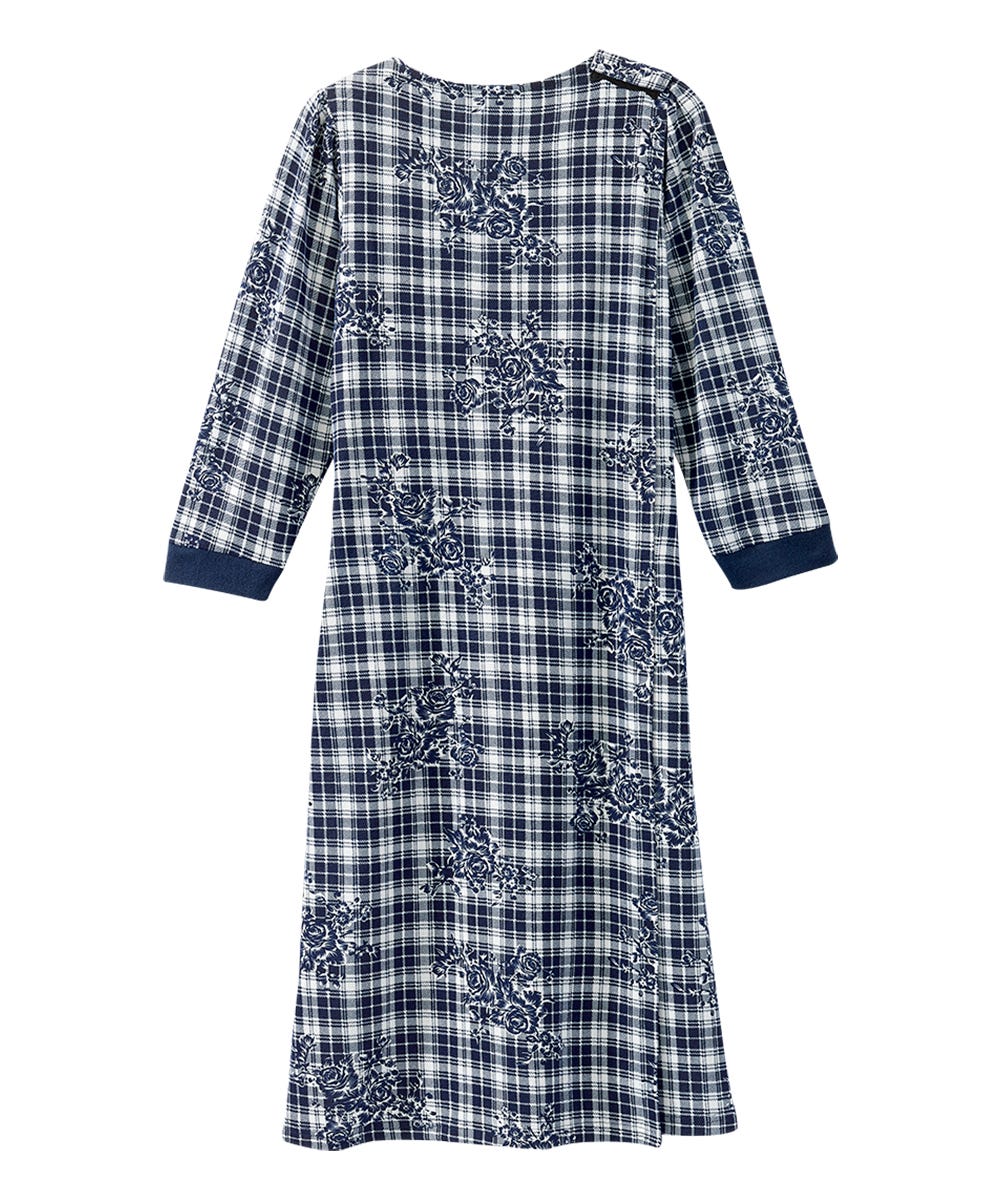 Women's Open Back Sweater Knit Dress with Diamond Neckline