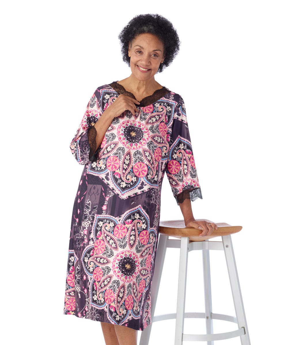 Women's Open Back V-Neck Lace Trim Nightgown