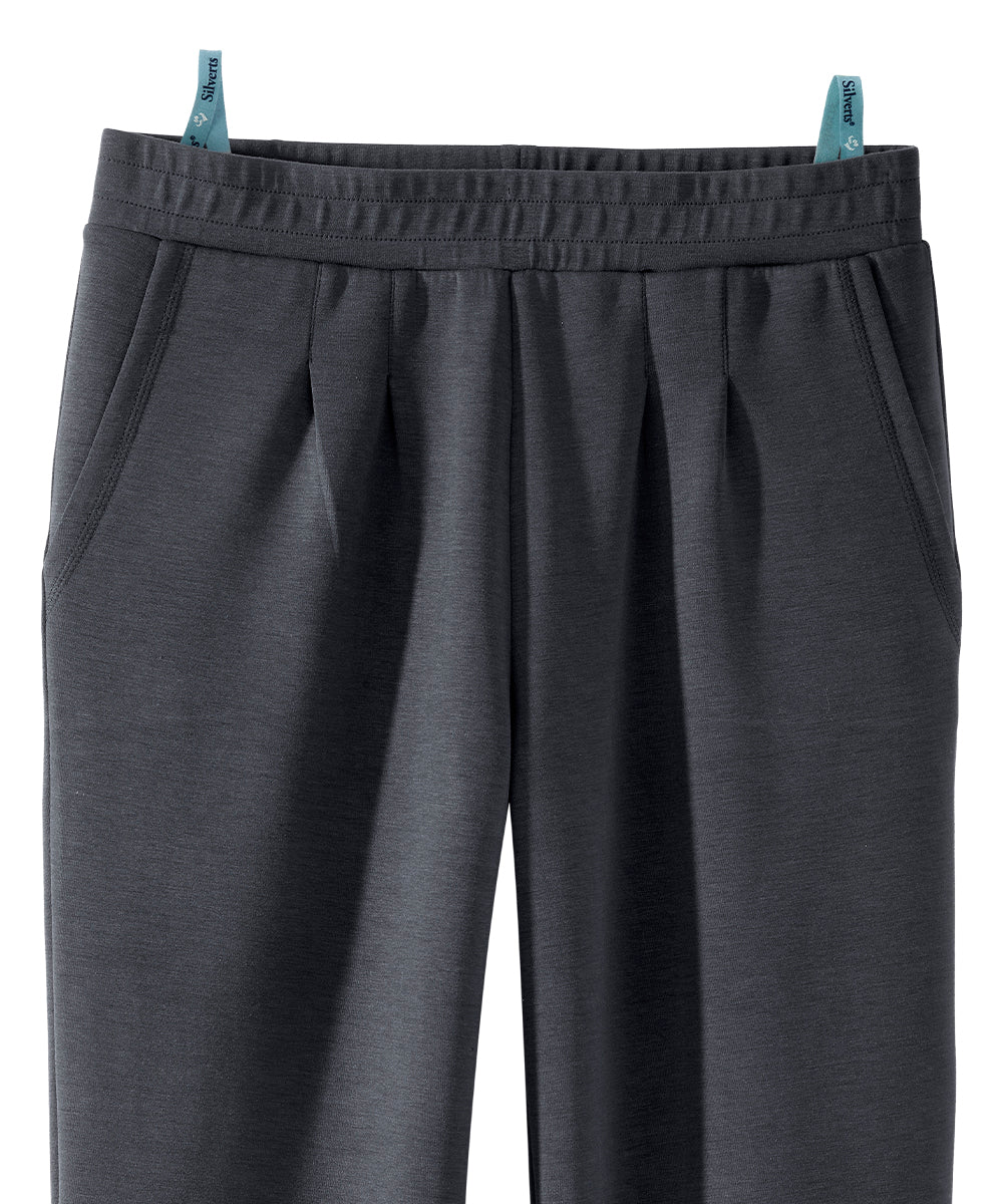 Women's Soft Pleated Front Pull-On Pants