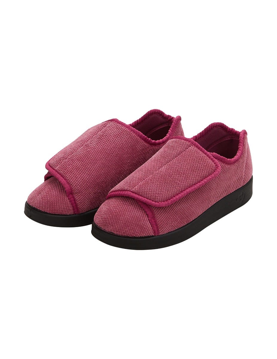 Women’s Slippers with Easy Closures – Adjustable Fit (Regular to Extra Wide)
