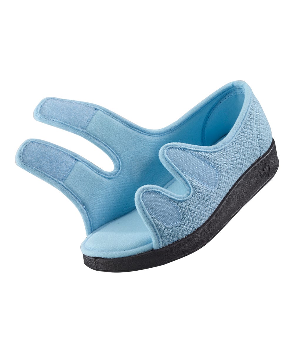Handicap Clothing & Shoes: Adaptive Clothes for Disabilities – Silverts
