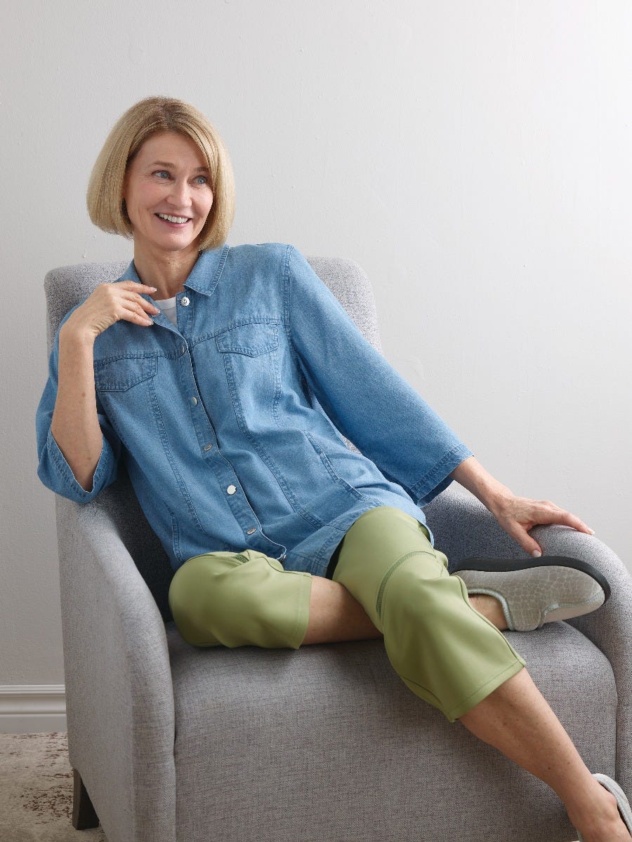 Women's Self Dressing Magnetic Closure Chambray Style Jacket