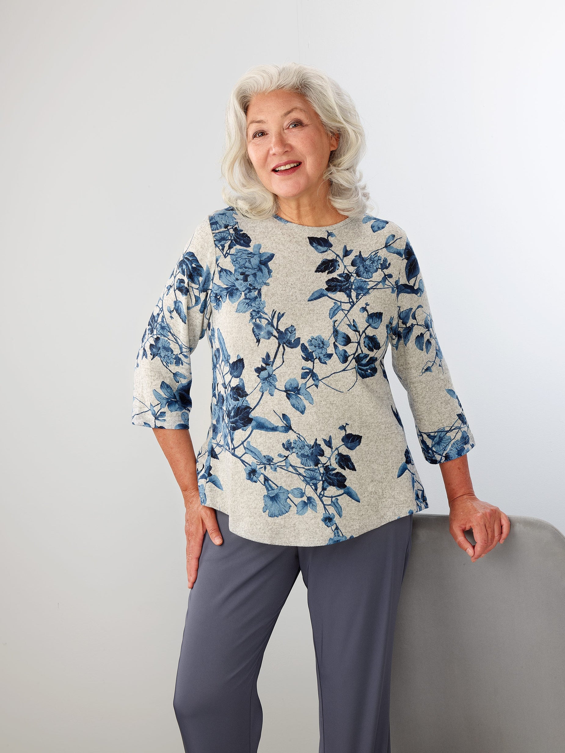 Women's Open Back Soft Sweater Knit Top