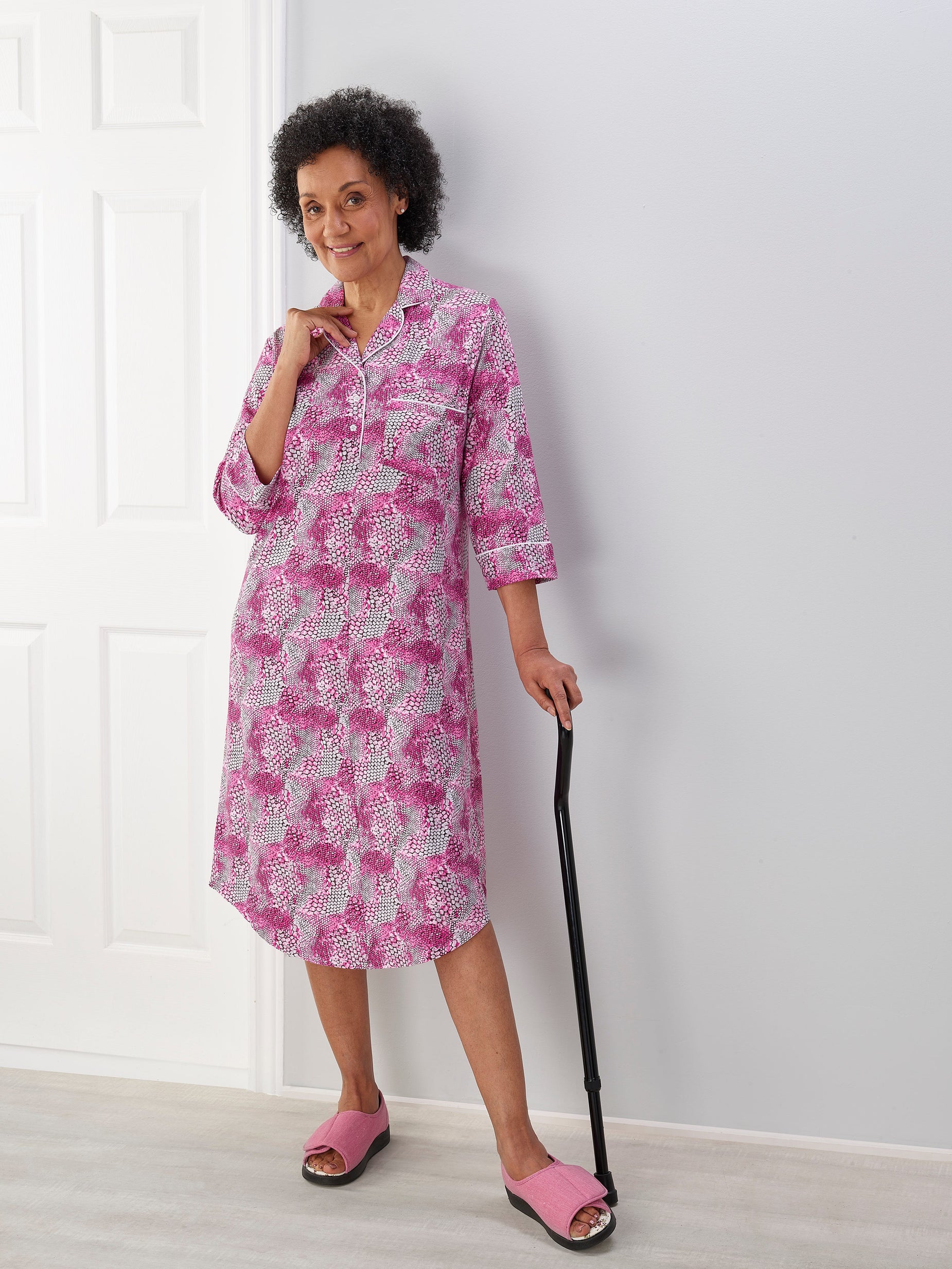 Women's Open Back Collared Nightgown